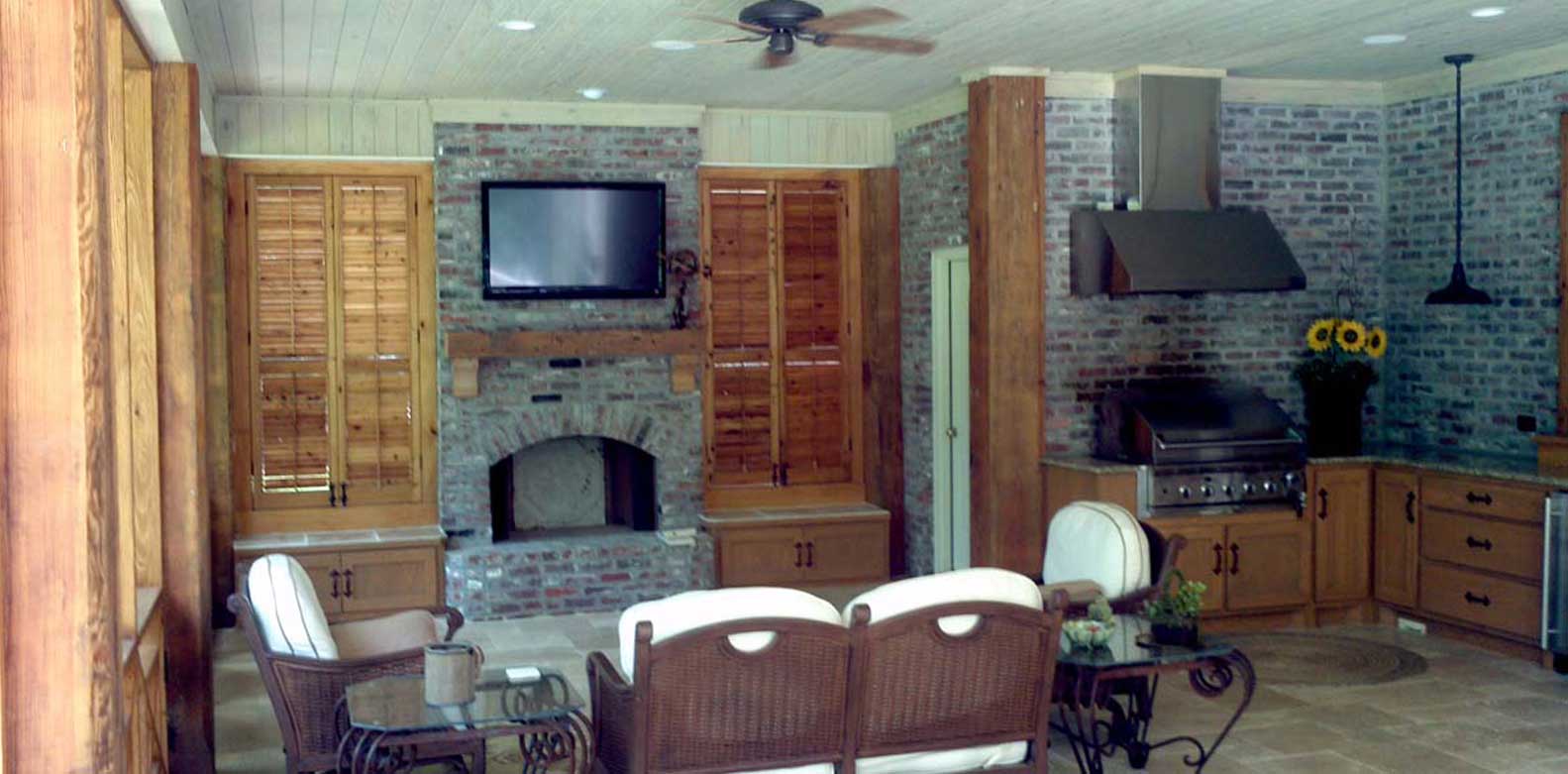 Outdoor-space-renovation-contractor